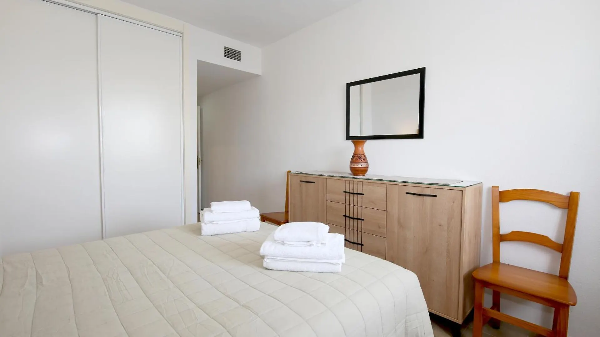 Apartment R-Faro Estepona 0*,  Spanien